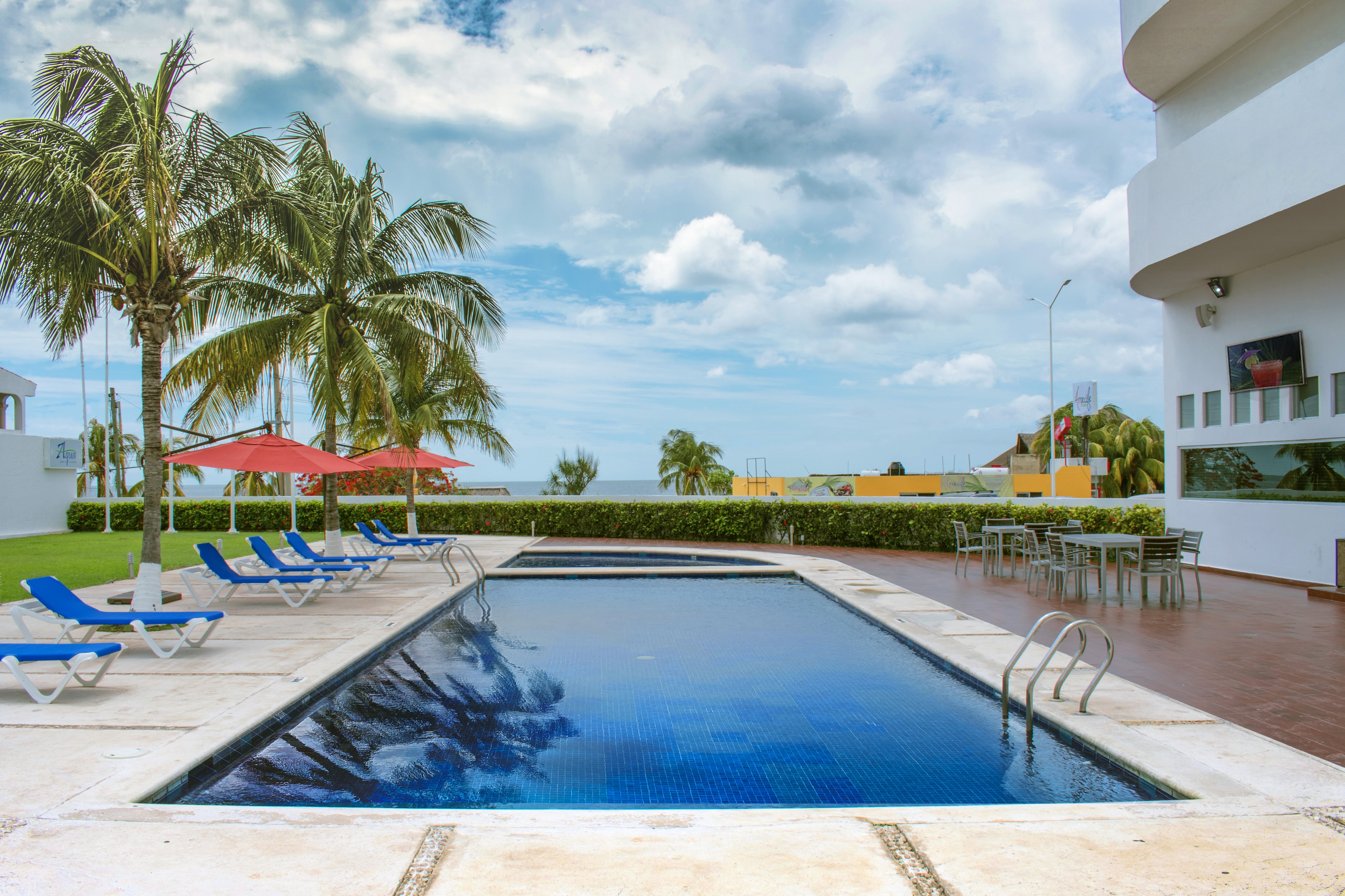 HOLIDAY INN CAMPECHE 77/78