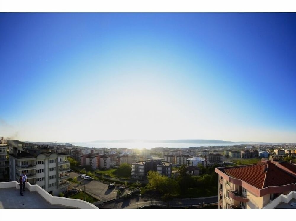 Dort Mevsim Suit Otel 42/47
