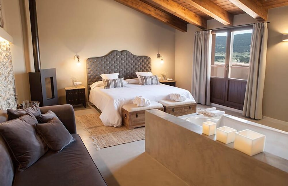 HOTEL CON ENCANTO MAS DE CEBRIAN 15/34