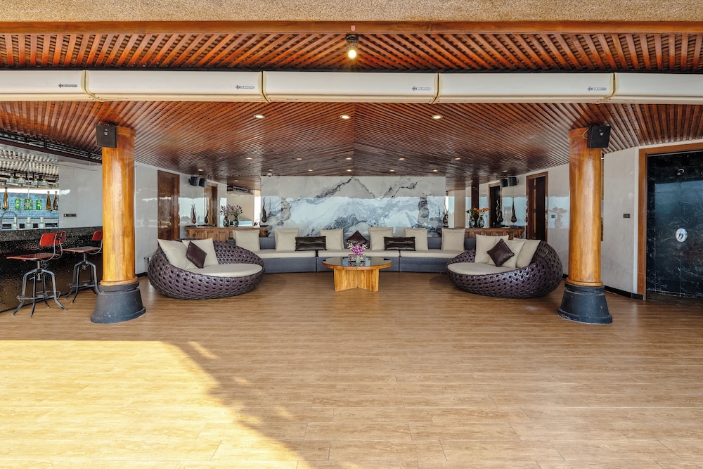Koi Signature Villa 43/67