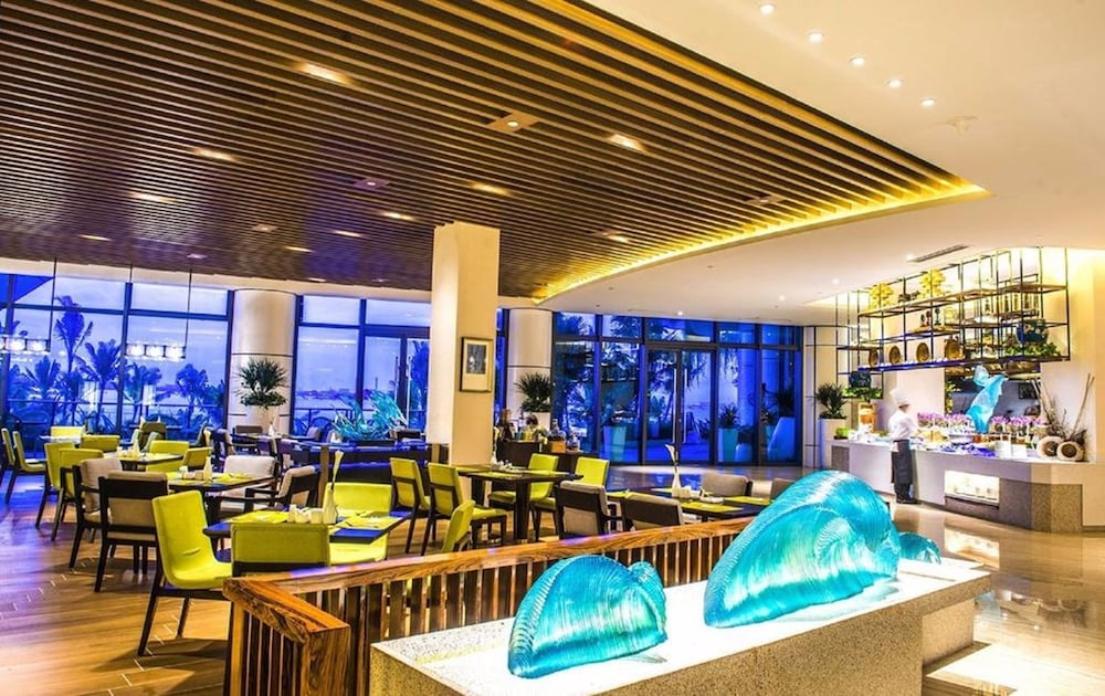 Forest City Marina Hotel 45/66
