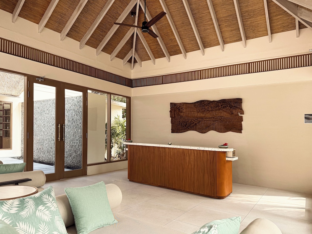 Rah Gili Maldives 8/61