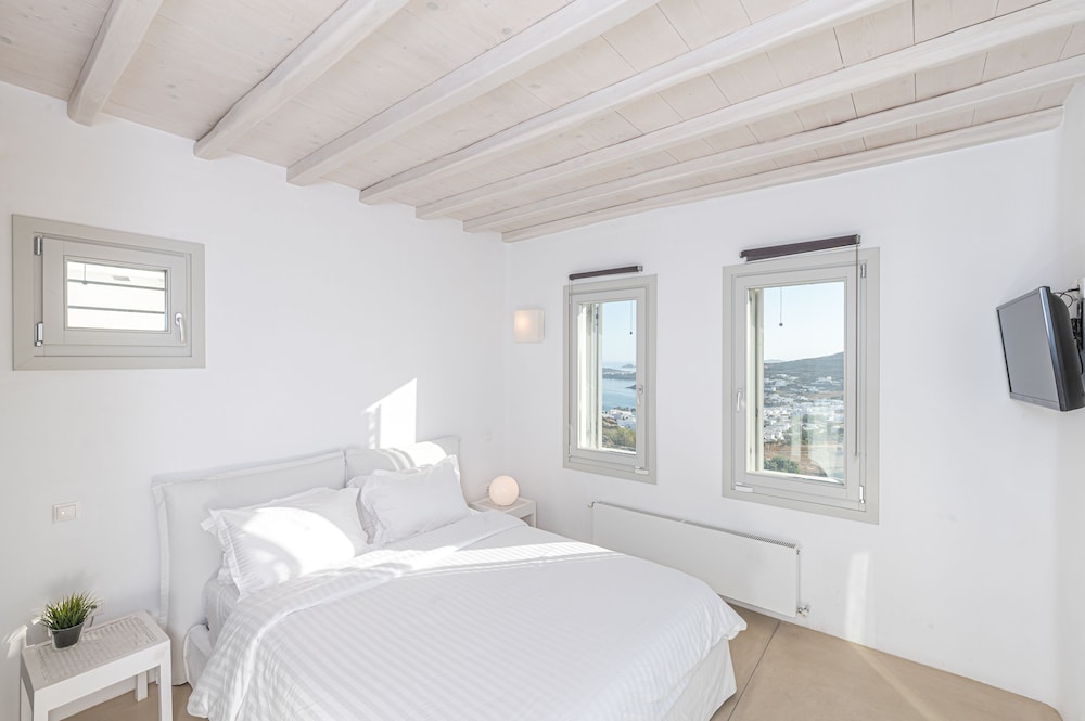 Dreamlike Villas Mykonos 10/50