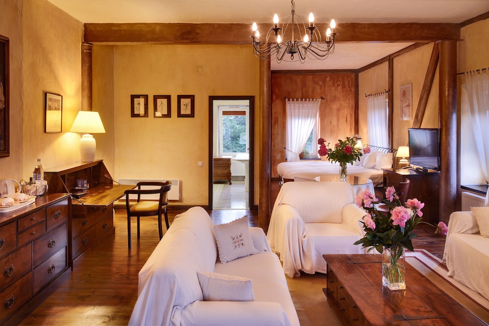 Romantic Boutique Hotel Amp Spa 55/71