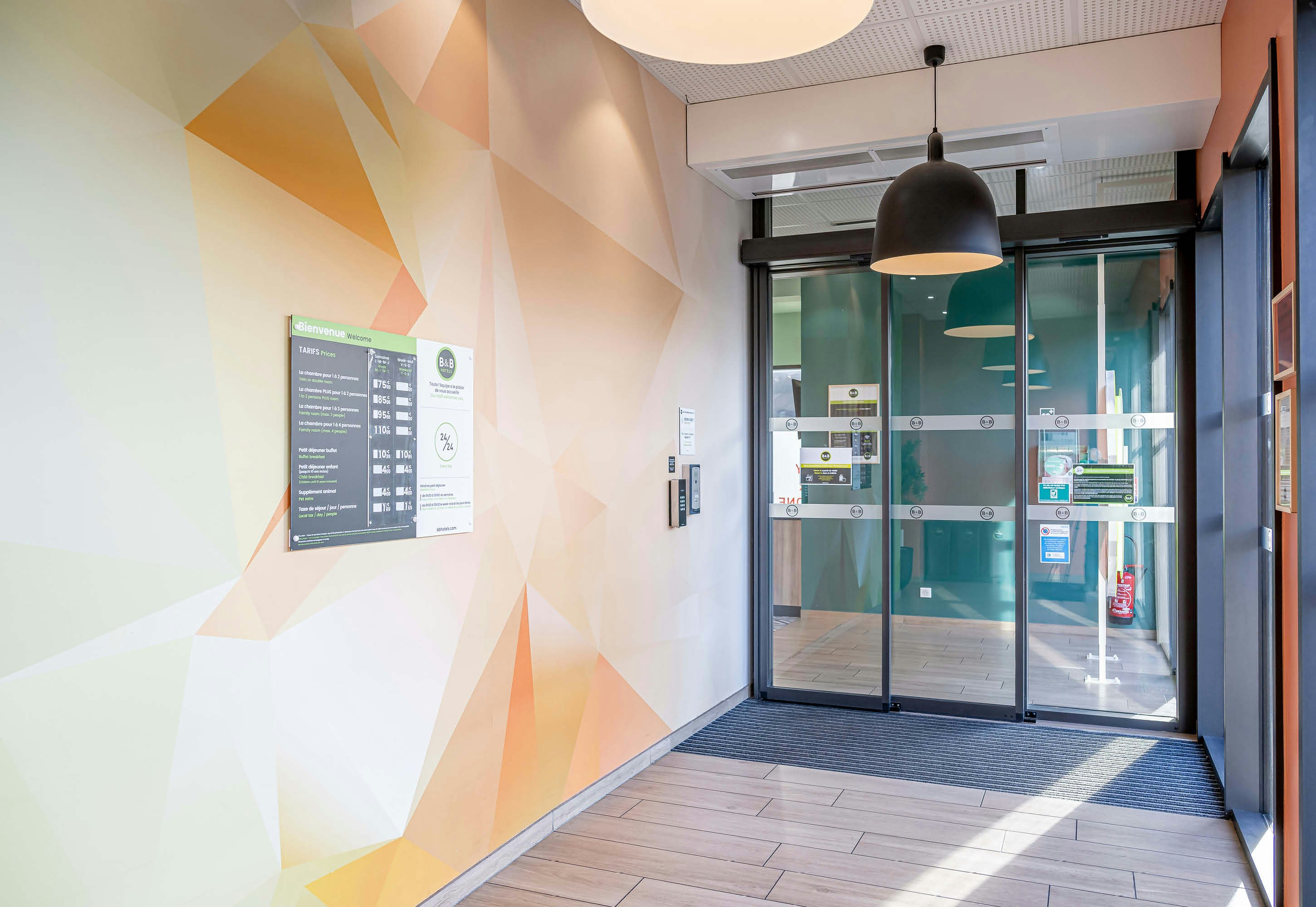 B&B Hotel Bordeaux Bassins a Flot 48/48