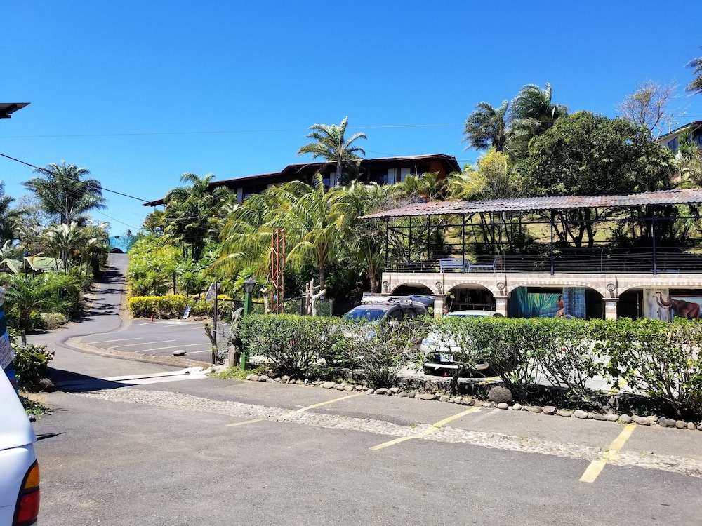 Hotel Monte Campana 70/76