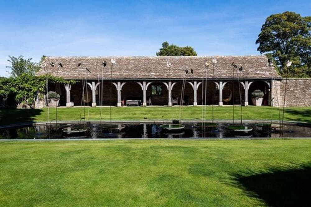 Whatley Manor Hotel & Spa 34/40