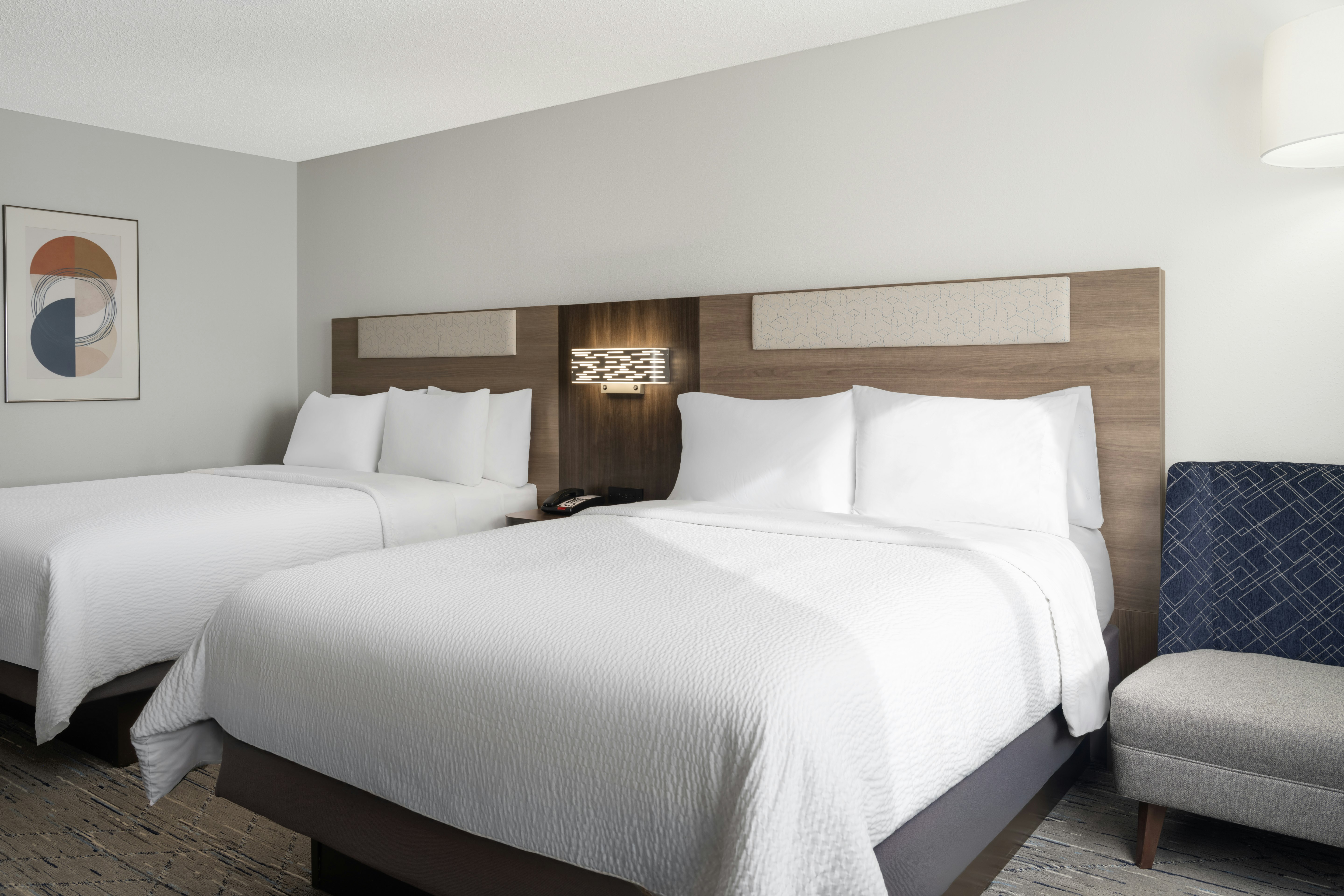 Holiday Inn Express & Suites Midwest City, an IHG Hotel 24/62