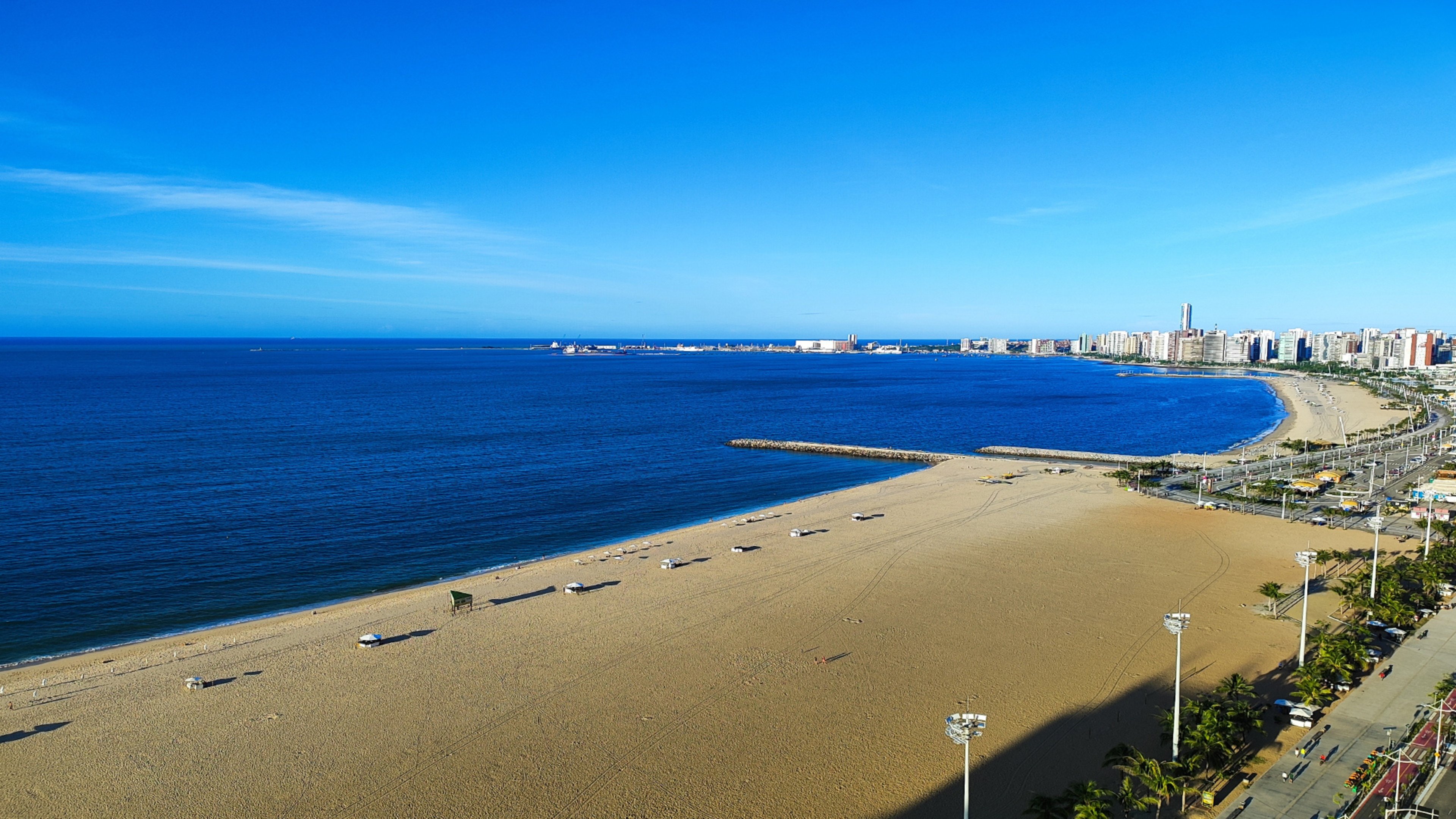 HOLIDAY INN FORTALEZA 72/76