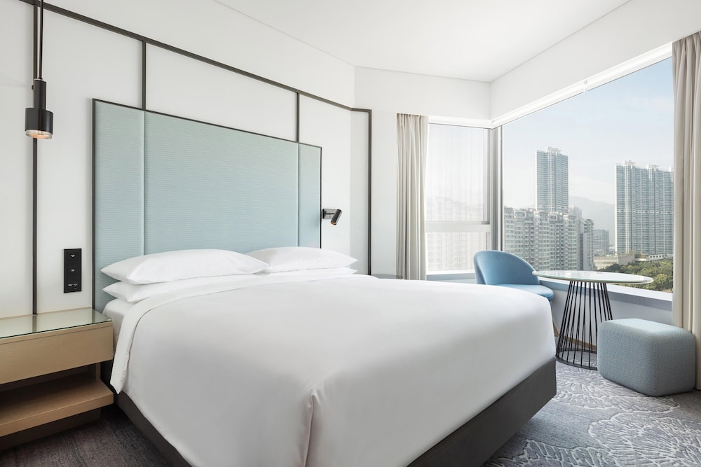 Four Points by Sheraton Hong Kong, Tung Chung 10/31