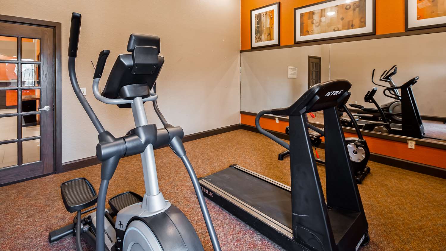 Best Western Executive Inn El Campo 20/32