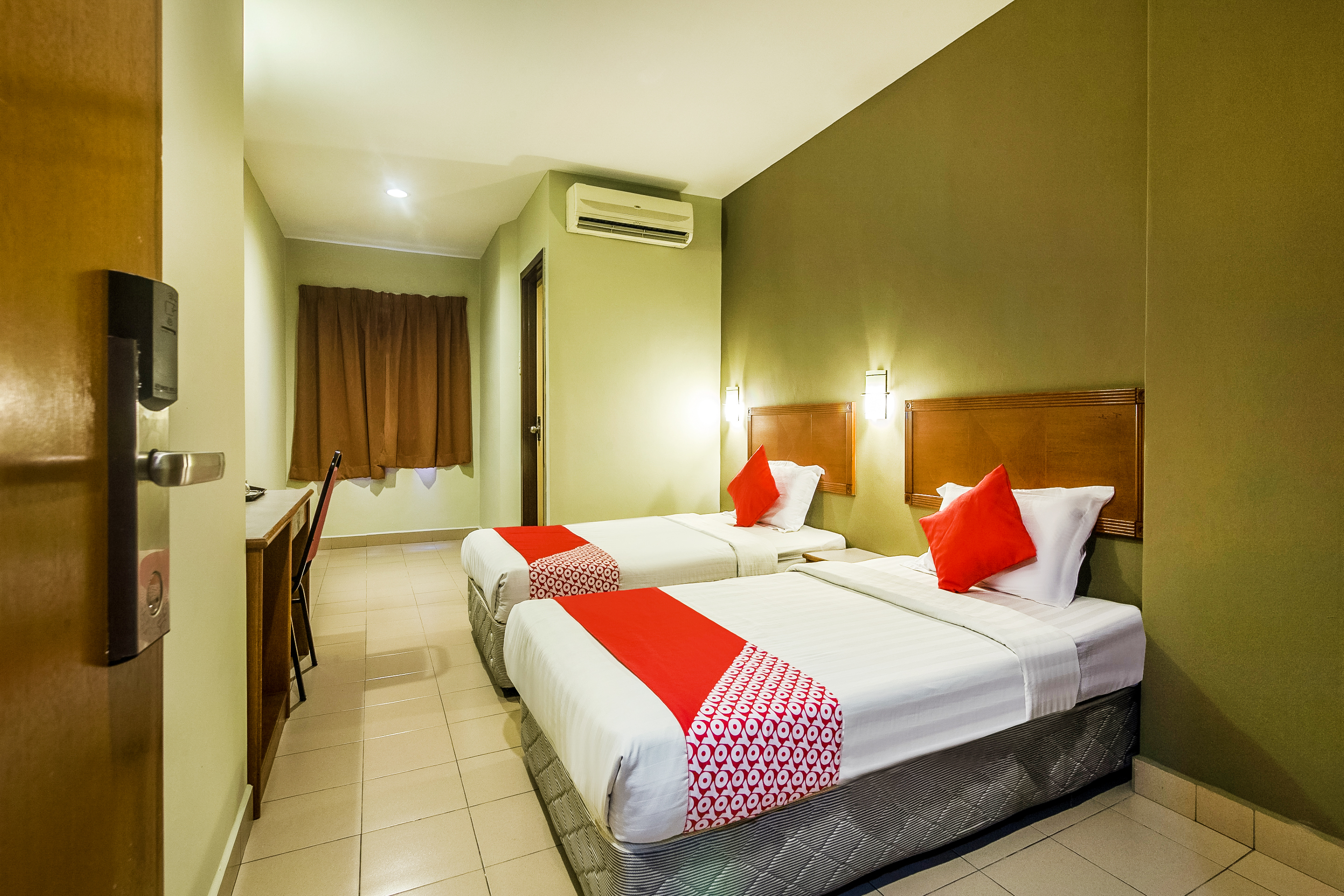 Super OYO 828 Comfort Hotel Shah Alam 13/28