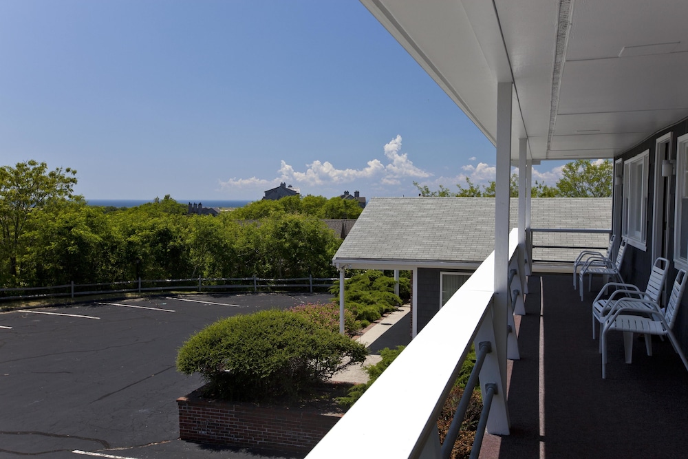 Seaglass Inn & Spa 5/49