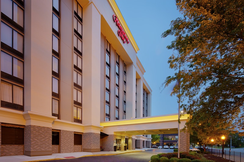 Hampton Inn Louisville Downtown 5/50