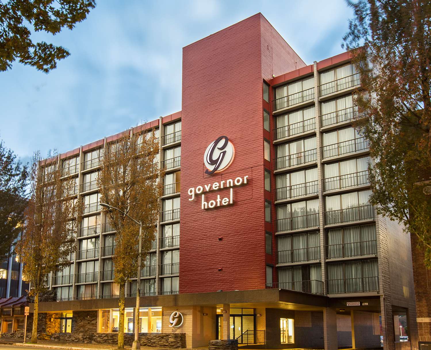 Red Lion Inn & Suites Olympia, Governor Hotel 3/37