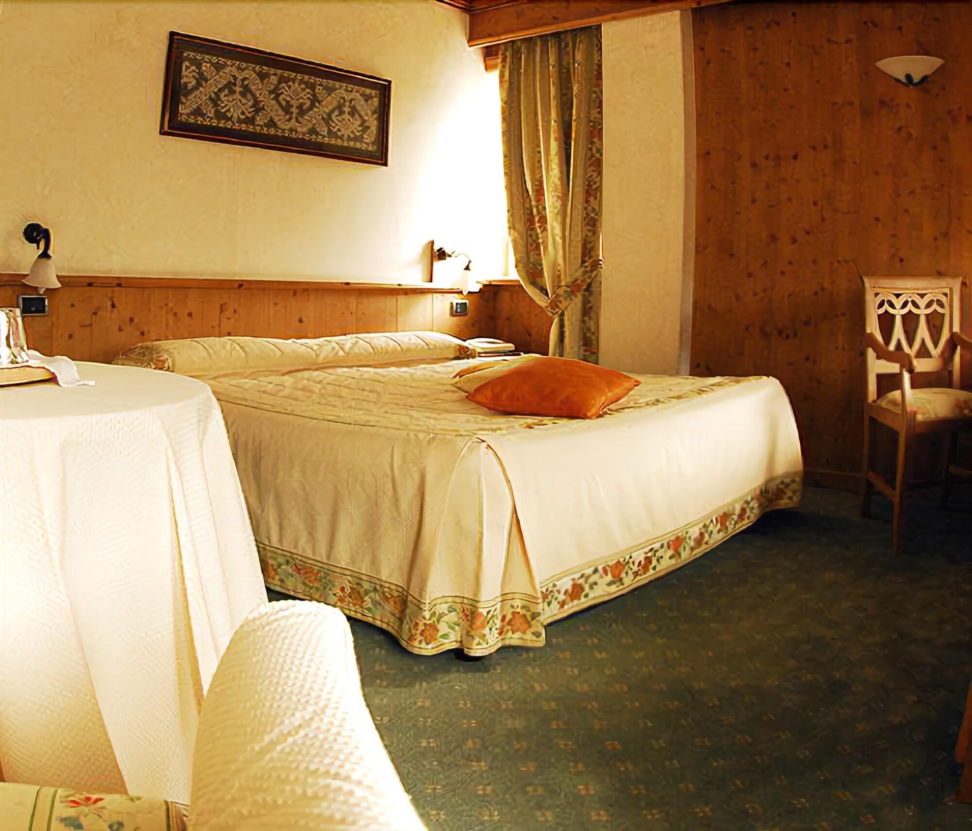 HOTEL BAITA DEI PINI 11/32