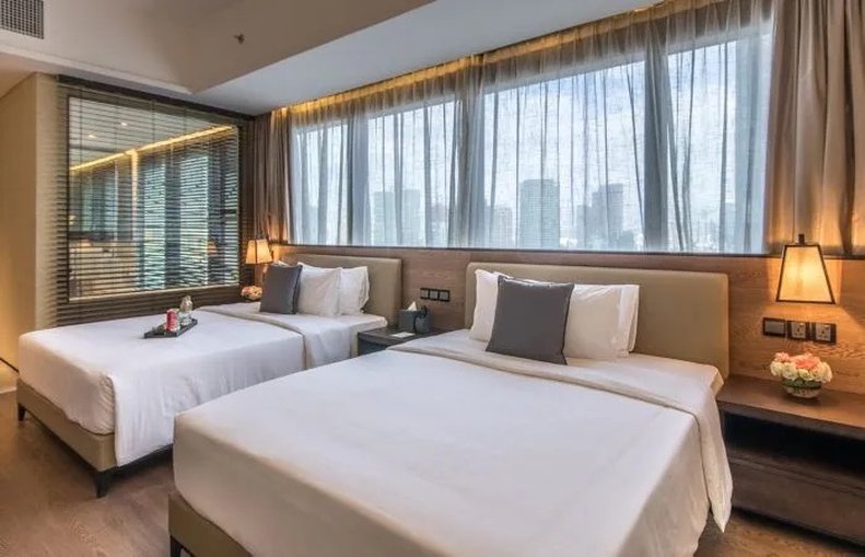 Im Hotel 9/37