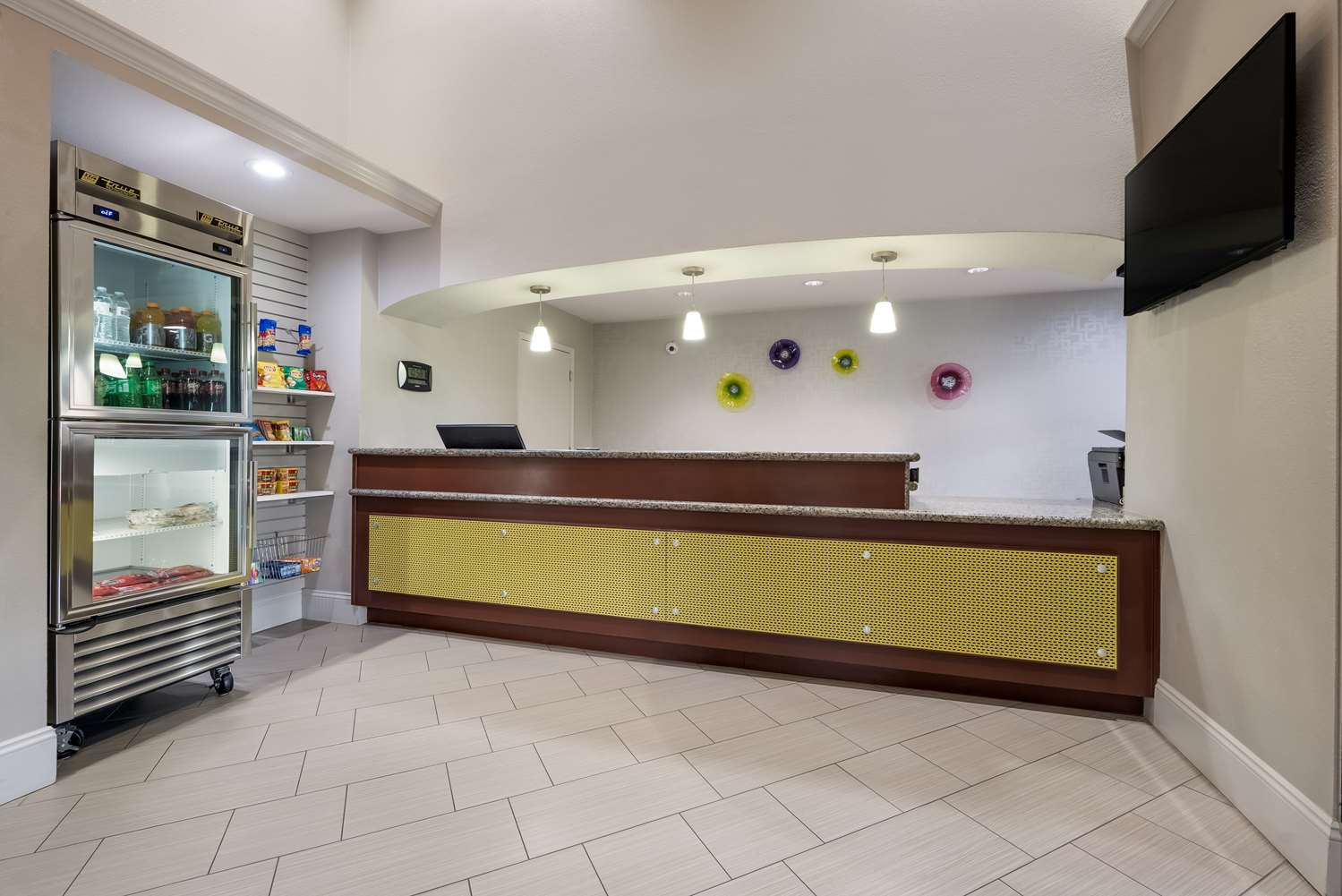 Surestay Hotel By Best Western Deer Park 3/31