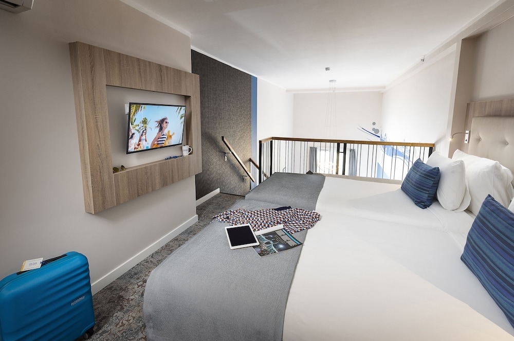 The Three Corners Lifestyle Hotel 14/71