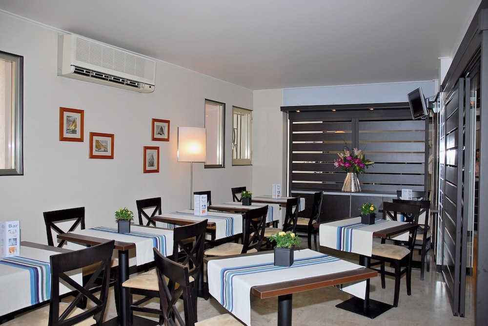 Exclusive Hotel Comte De Nice 25/50