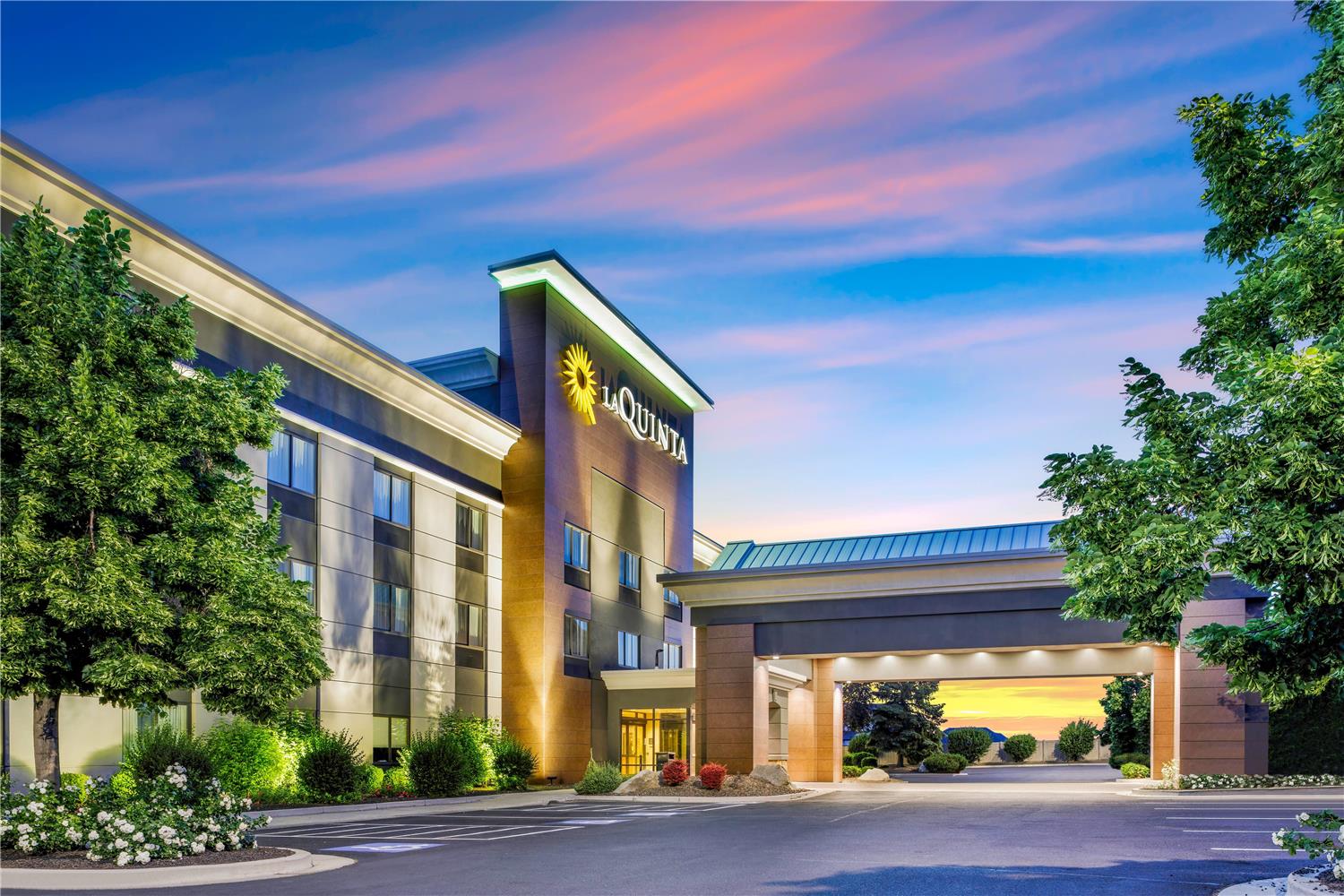 La Quinta Inn & Suites by Wyndham Twin Falls 37/41
