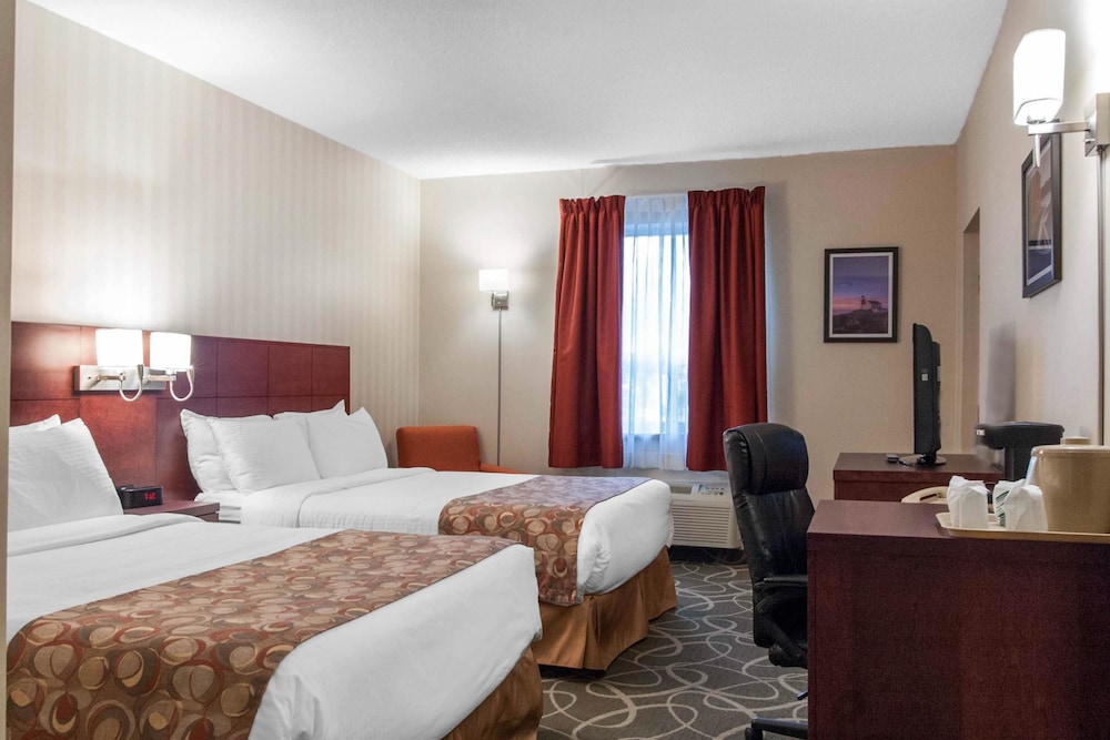 Quality Hotel & Suites Gander 7/37