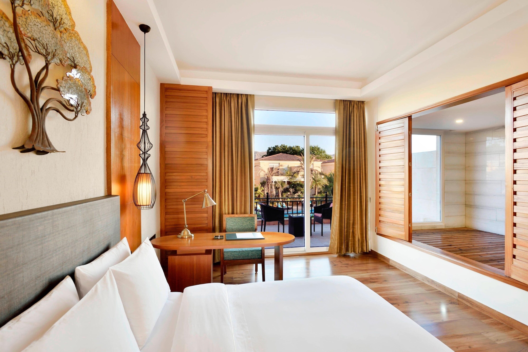 Grand, Villa, King Bed, Resort View, Balcony
