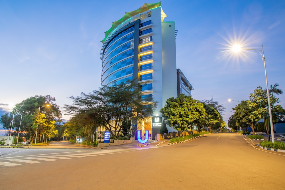 Ubumwe Grande Hotel 69/71