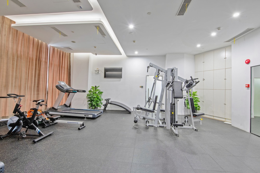 Shenzhen Hongdu Hotel 33/60