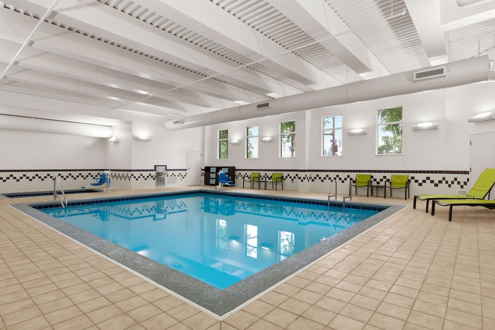 Springhill Suites By Marriott Fairbanks 27/48
