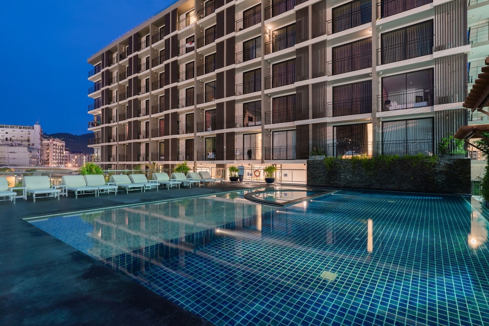 New Square Patong 4/69