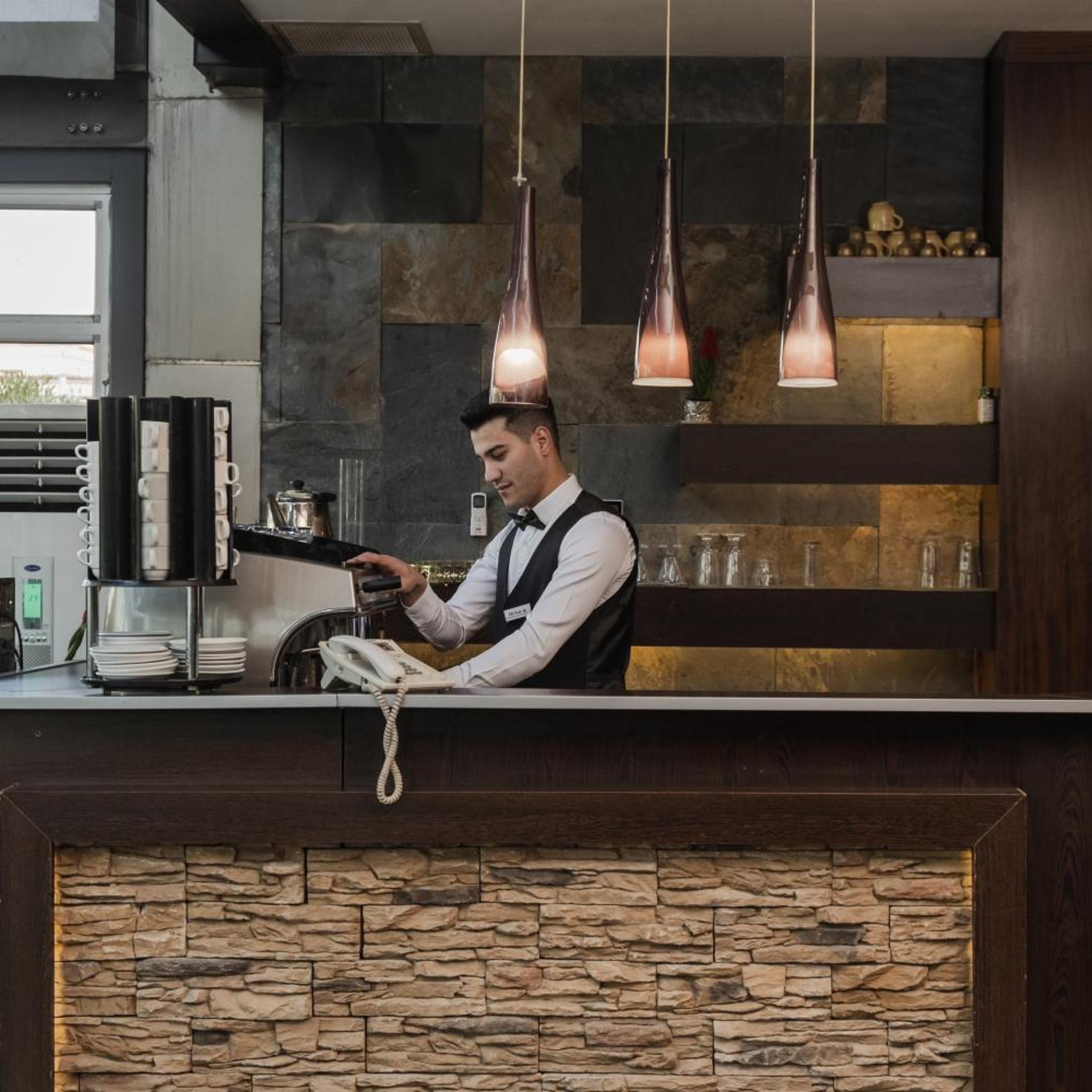 Canyon Hotel Erbil 8/72