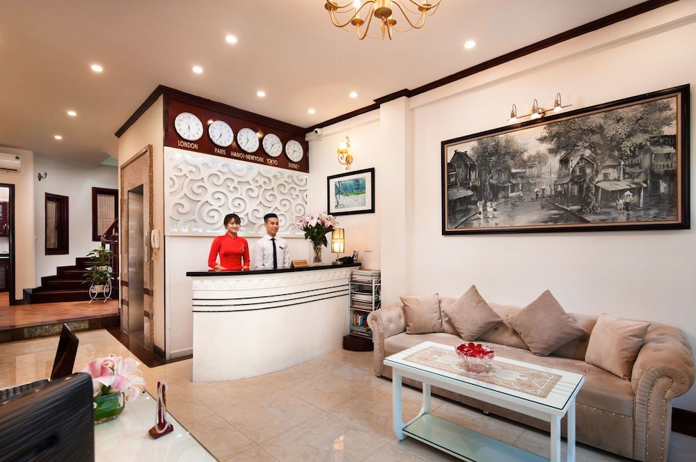 Hanoi Golden Moon Hotel 5/38