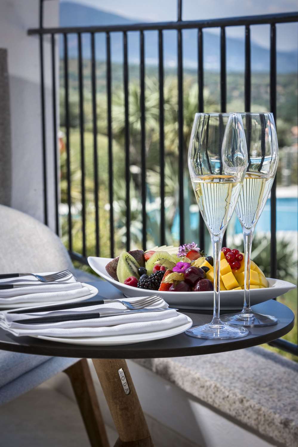 Sulia House Porto Rotondo, Curio Collection by Hilton 43/99