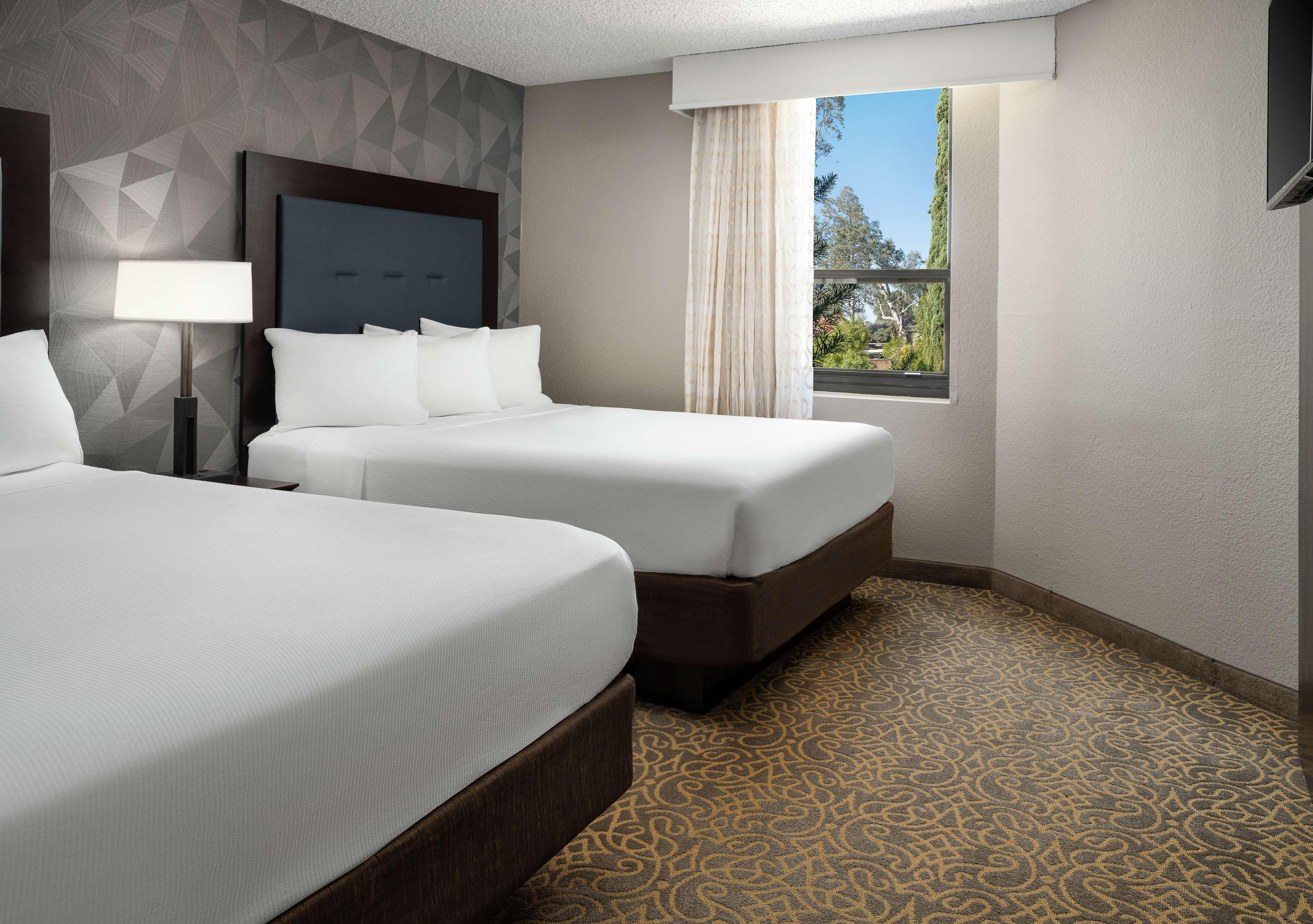 2 ROOMS, SUITE, 2 QUEEN BEDS, ACCESSIBLE