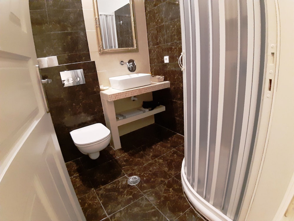 Atalos Suites 44/50