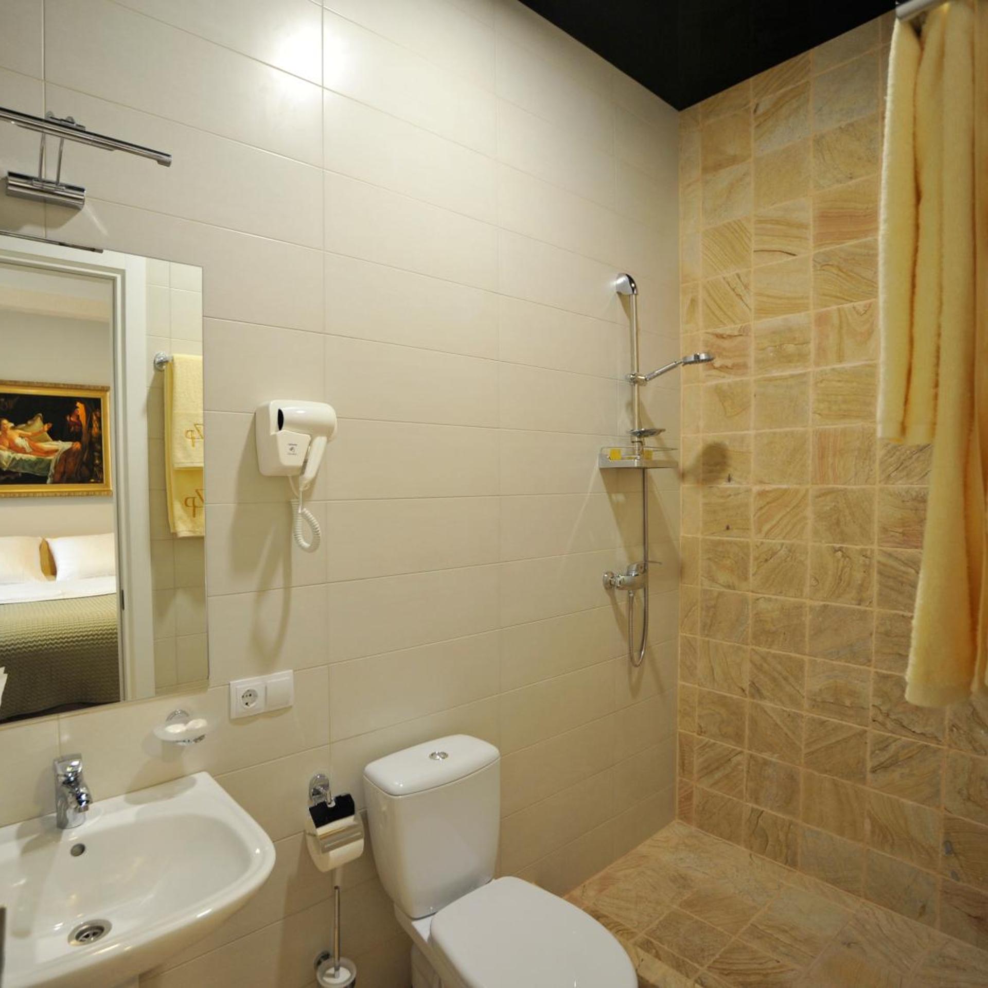 ZP HOTEL 38/45