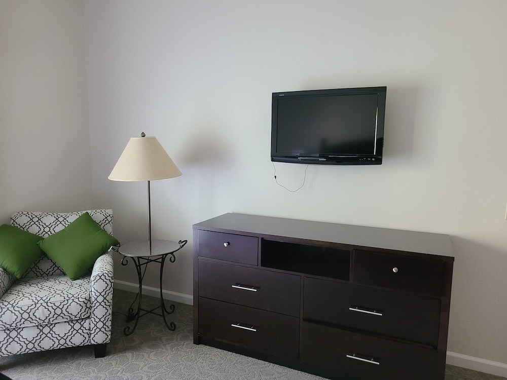 GetAways at San Diego Country Estates 30/50