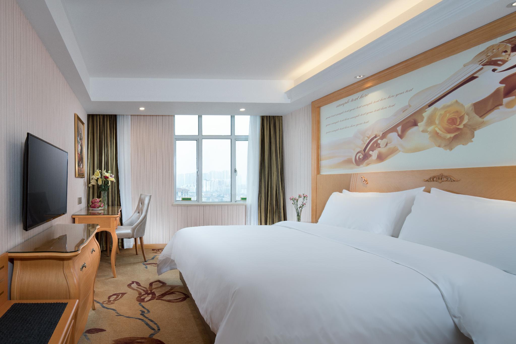 Vienna Hotel (Zhongshan Rainbow Avenue) 21/58