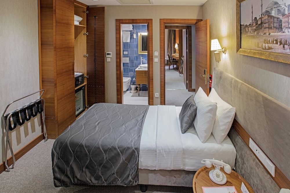 Nowy Efendi Hotel - Special Class 37/77