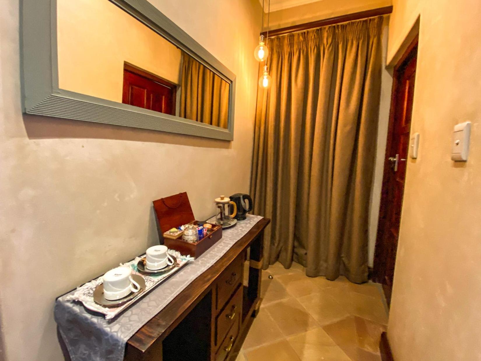 Spacube Luxury Suites and Spa 17/19