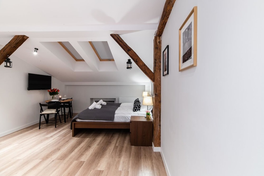 Aparthotel Dietla 99 35/50
