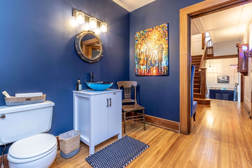 The Butler House Bed and Breakfast 50/50