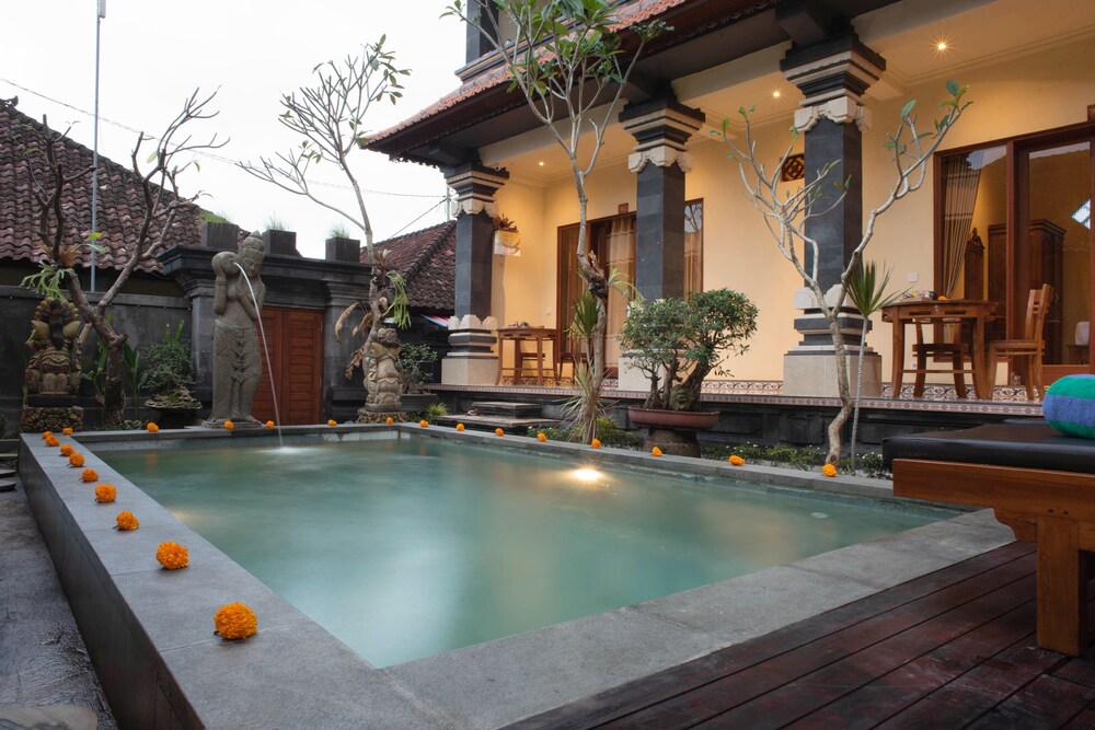 Suparsa S Home Stay 53/60