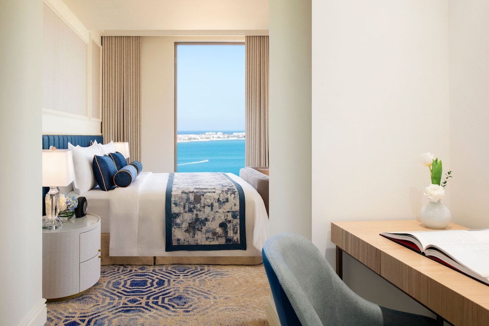 The St. Regis Doha 22/75