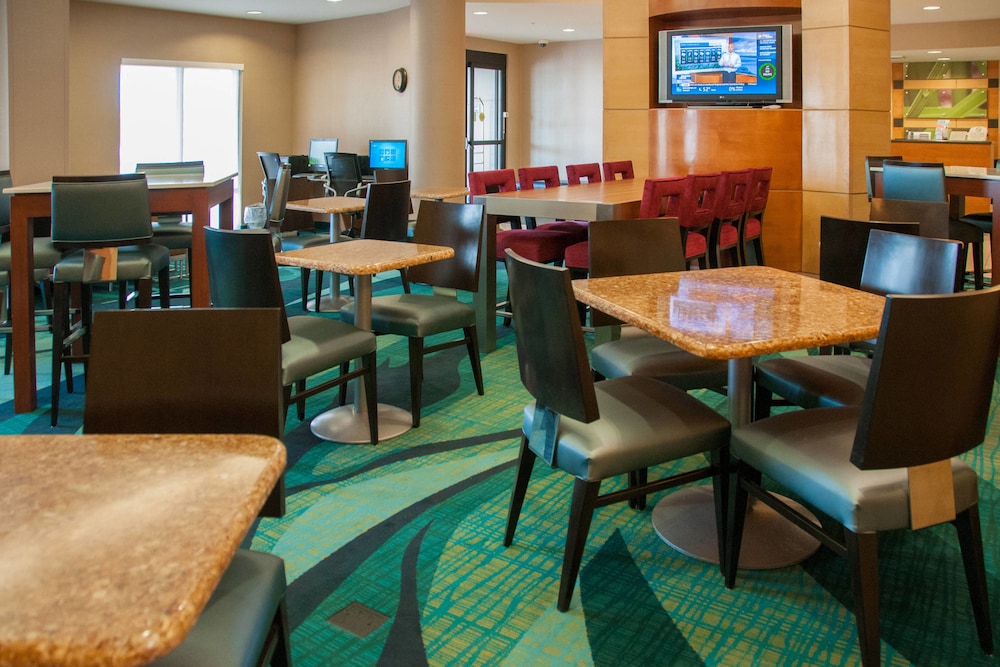 SpringHill Suites Marriott Colorado Springs South 48/59
