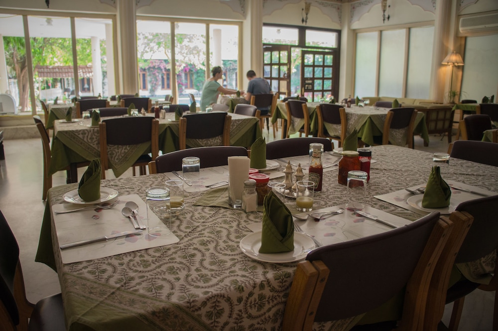 Hotel Megh Niwas 21/46