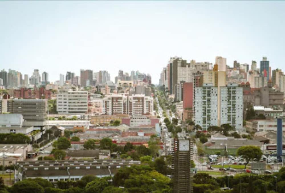 Rede Andrade Vernon Hotel 58/62