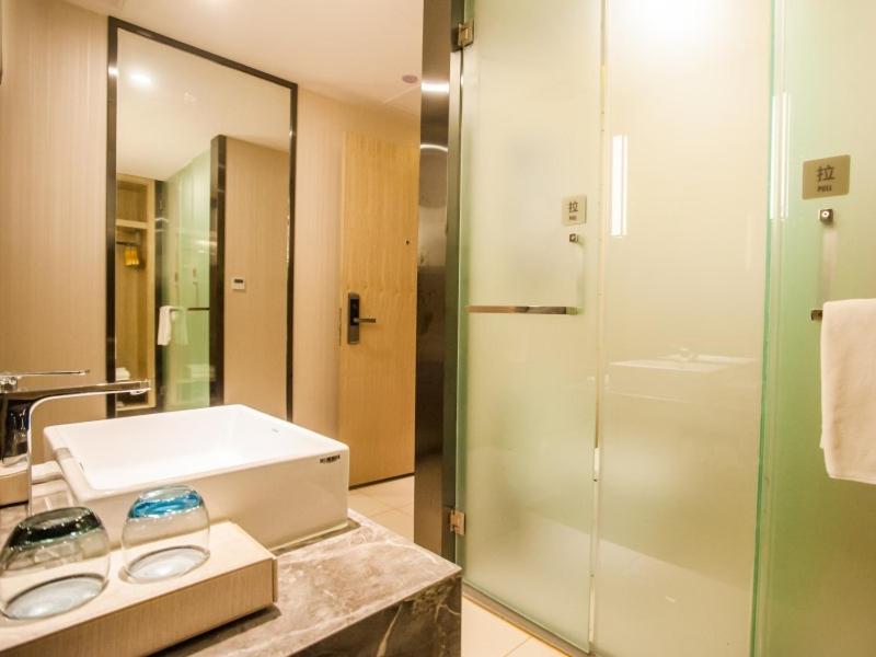 Greentree Eastern Lianyungang Wanda Plaza Hotel 18/19