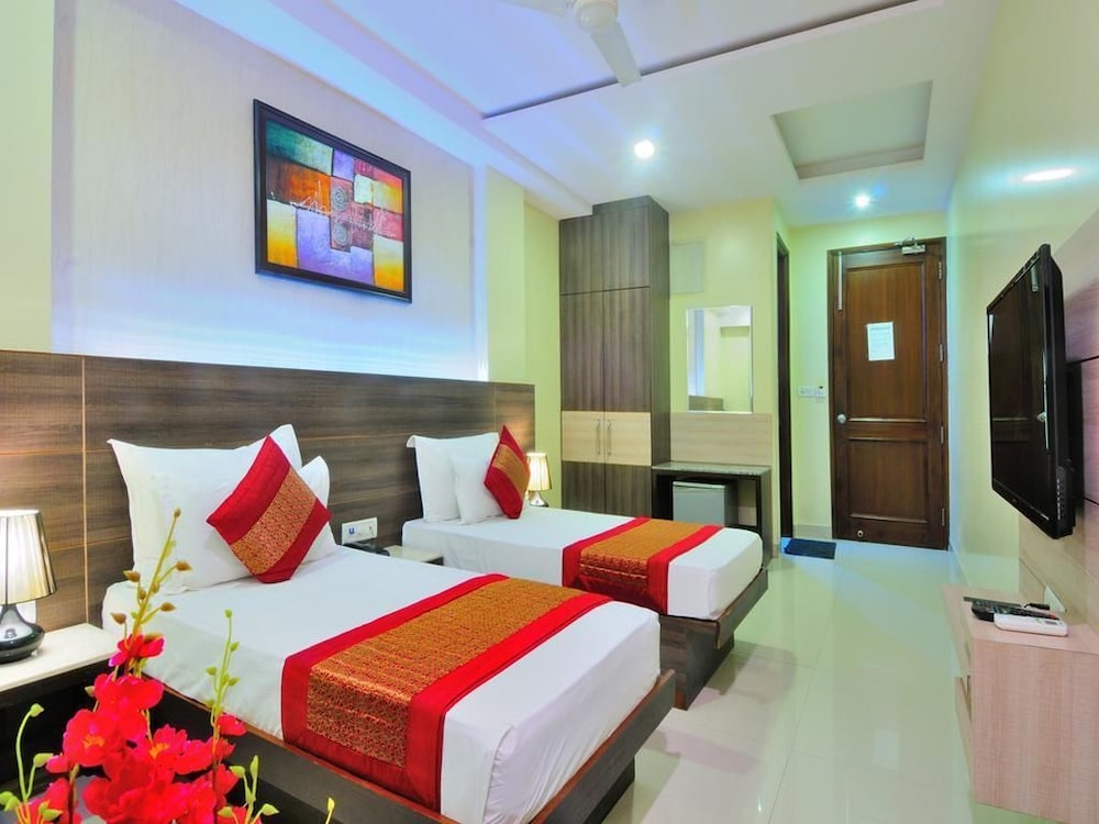 Hotel Sky Rich International 10/33